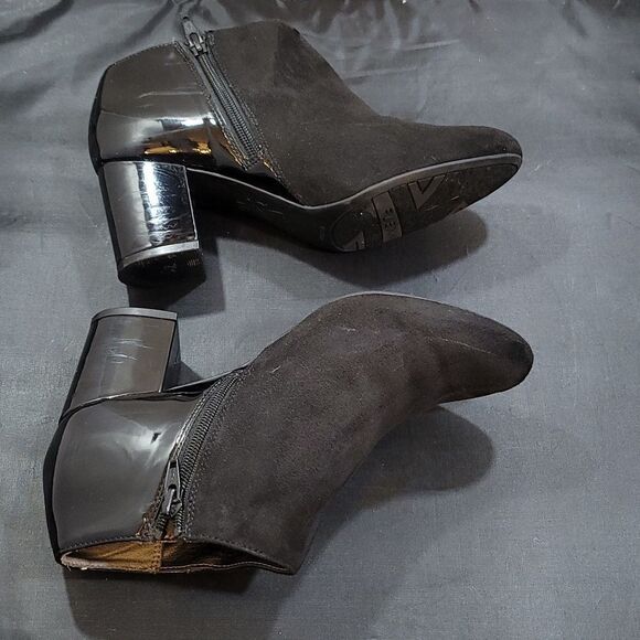 LIFE STRIDE BLOCK HEEL ALMOND TOE ZIP CLOSURE BOOTIE - Picture 7 of 15